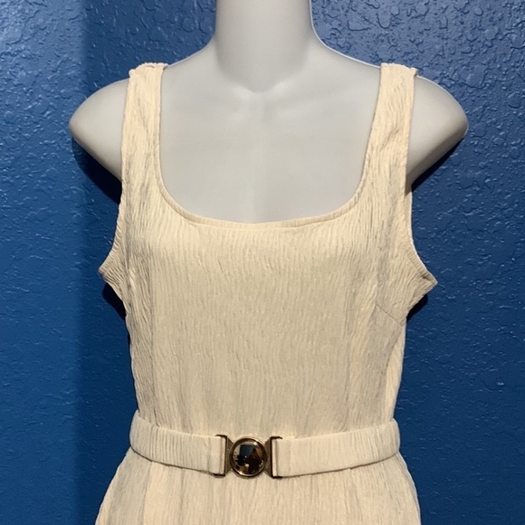 Cream Stretchy Dress size L - Picture 2 of 9